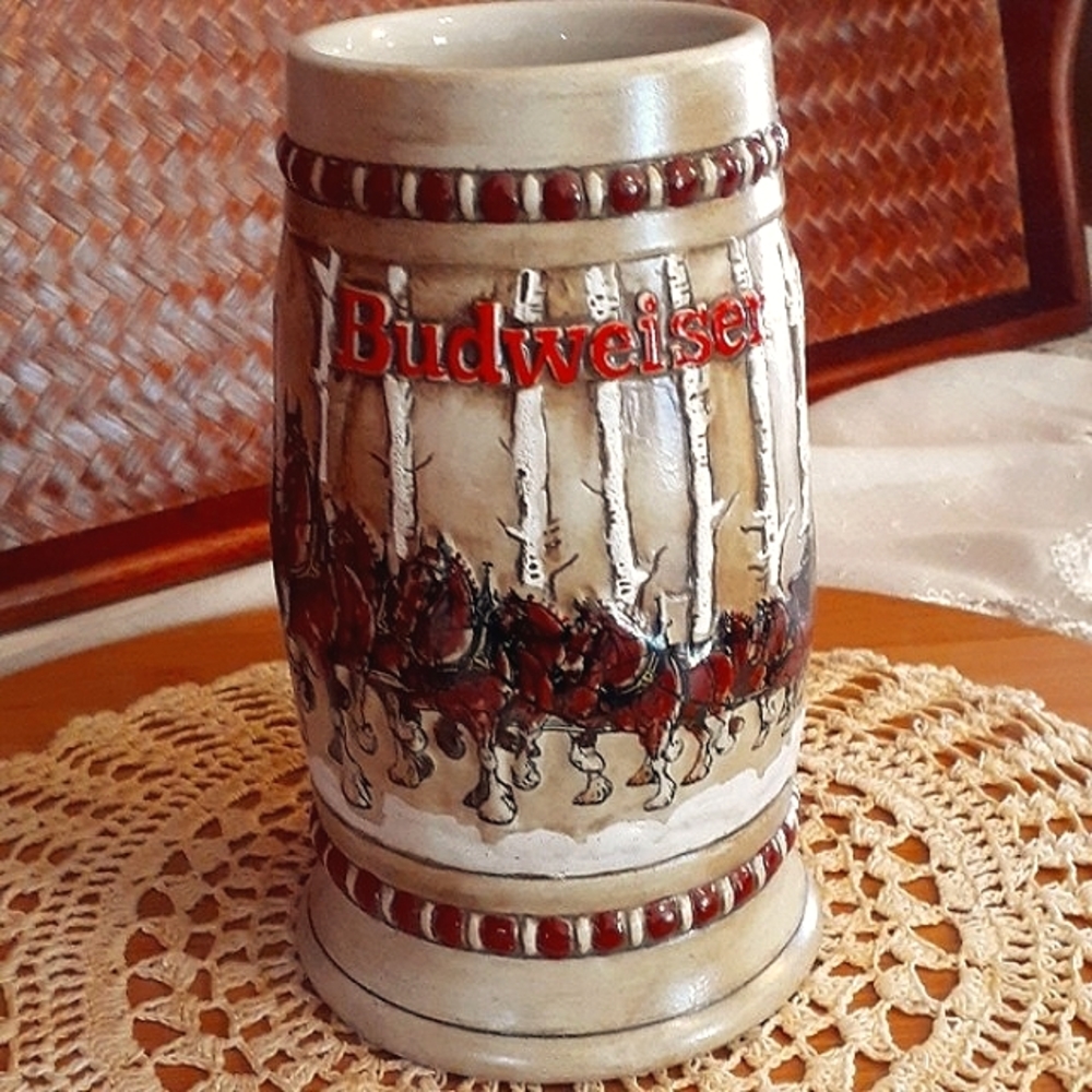 👉*RARE VTG* 1981 BUDWEISER BEER STEIN MUG CS50 SNOWY WOODLAND ~ PERFECT
